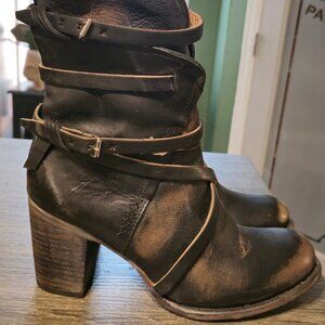 Freebird Baker Womens Size 12 medium